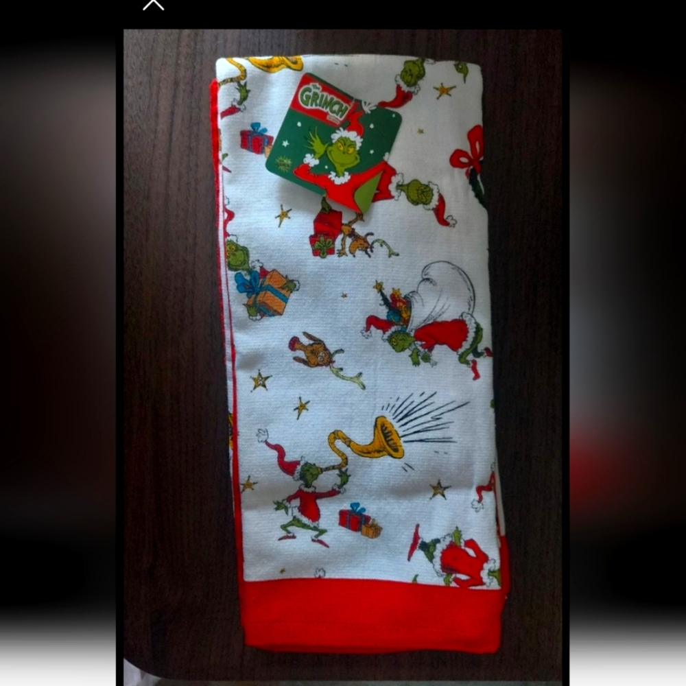 Grinch 3 piece Dish Towel set